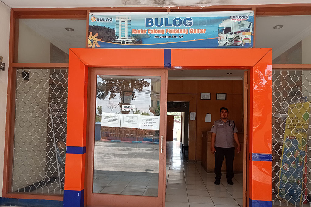 Memastikan stok bahan pangan aman sekaligus untuk mengantisipasi kenaikan harga bahan pangan menjelang libur Natal dan Tahun (Nataru), Pemerintah Kota (Pemko) Pematang Siantar melalui Dinas Koperasi UKM dan Perdagangan akan kembali menggelar pasar murah.