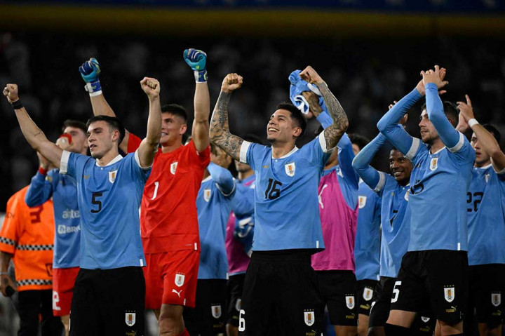 Uruguay mengakhiri 14 pertandingan tak terkalahkan Argentina dengan kemenangan 2-0 pada kualifikasi Piala Dunia 2026, Jumat, 17 November 2023 WIB.