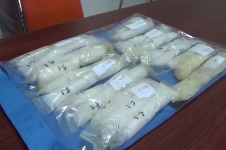 Pelaku yang merupakan dua orang kurir sabu jaringan lintas provinsi itu berhasil diamankan beserta barang bukti narkotika jenis sabu seberat 781 gram.