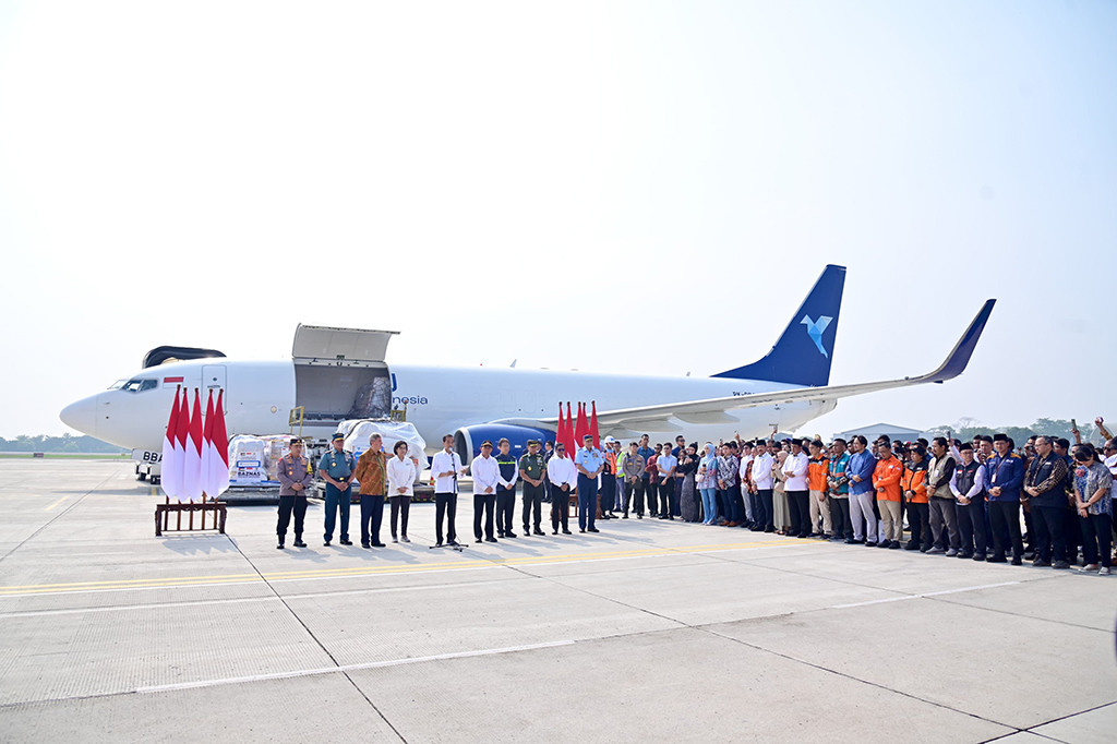 “Bantuan ini bersumber dari anggaran pemerintah sebesar Rp31,9 miliar dan juga berasal dari perusahaan, dari masyarakat antara lain dari PT Paragon Technology and Innovation, kemudian dari Indonesian Humanitarian Alliance, Kitabisa, Baznas, WeCare, dan yang lain-lainnya,” jelas Presiden dalam sambutannya.