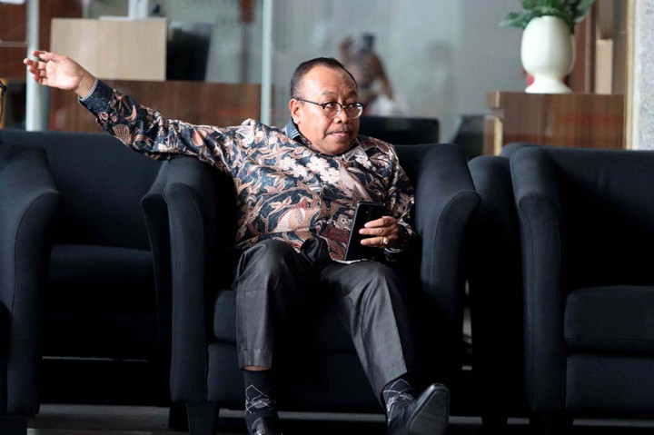 Selain Pj Bupati NTB, penyidik KPK hari ini juga memeriksa Direktur PT Bumi Mahamarga Bambang Hermanto dan dua pihak swasta Alfonsius Alexander dan Angga Saputro.