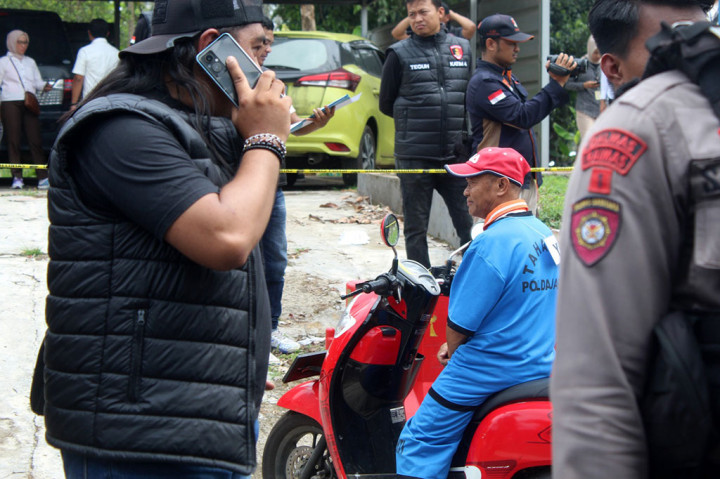 Rekontruksi kasus pembunuhan ibu dan anak di Subang, Jawa Barat, mengungkap fakta baru peranan para tersangka. Salah satunya yaitu Yosep Hidayah  berperan sebagai eksekutor pembunuhan Tuti Suhartini dan Amalia Mustika. Sementara tersangka Danu, Arighi, dan Abi, berperan ikut serta membantu dalam proses pembunuhan.