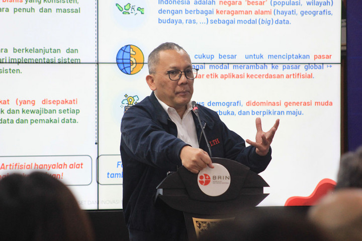 Dalam paparannya, Laksana mengatakan, etika kecerdasan buatan atau AI di Indonesia memerlukan rekomendasi kebijakan, guna mengembangkan regulasi baru bagi Masyarakat. Hal ini bertujuan mencegah berbagai dampak negatif AI seperti penyusupan data privasi dan pelanggaran norma kehormatan data. Laksana pun menyinggung terkait perbaikan pengelolaan data penipuan online.
