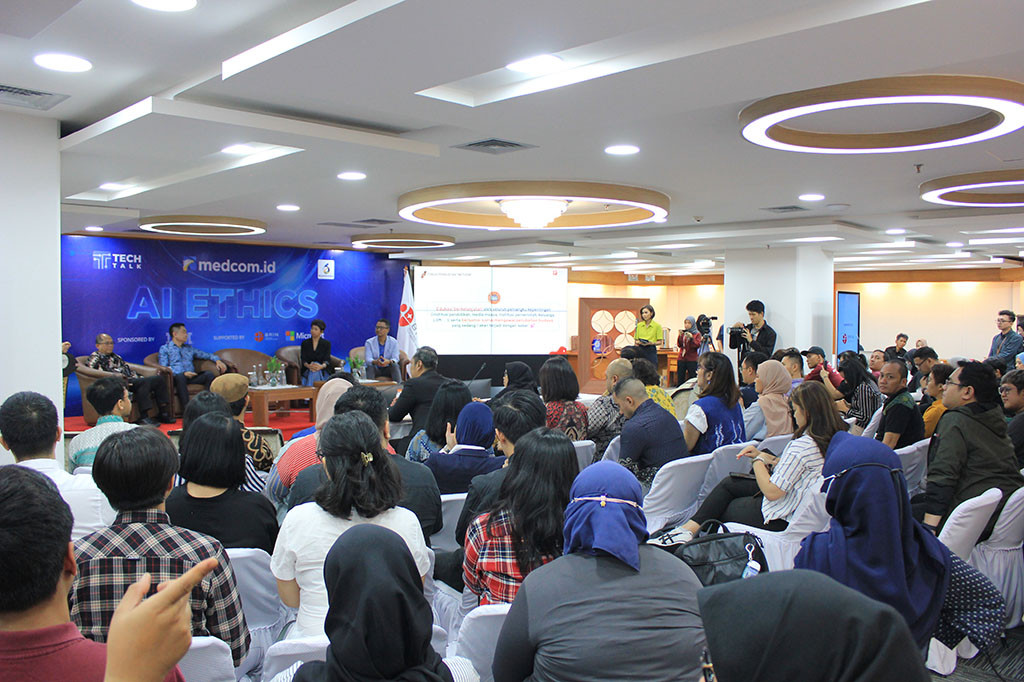 Dalam rangka memperingati Hari Ulang Tahun ke enam, Medcom.id kembali menggelar tech talk bertajuk ‘AI ETHICS’.  Gelaran ini merupakan wujud dukungan terhadap perkembangan kecerdasan buatan di tanah air.