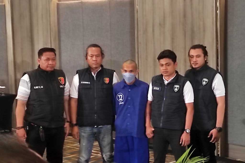 Satgas Penegakan Hukum Pengamanan Wilayah (Pamwil) Jateng Operasi Aman Bacuya bongkar pemalsuan tiket Piala Dunia (Pildun) U-17 2023, sekaligus mencokok tersangka MS, 21, warga Kupang Krajan, Kecamatan Sawah Besar, Surabaya.