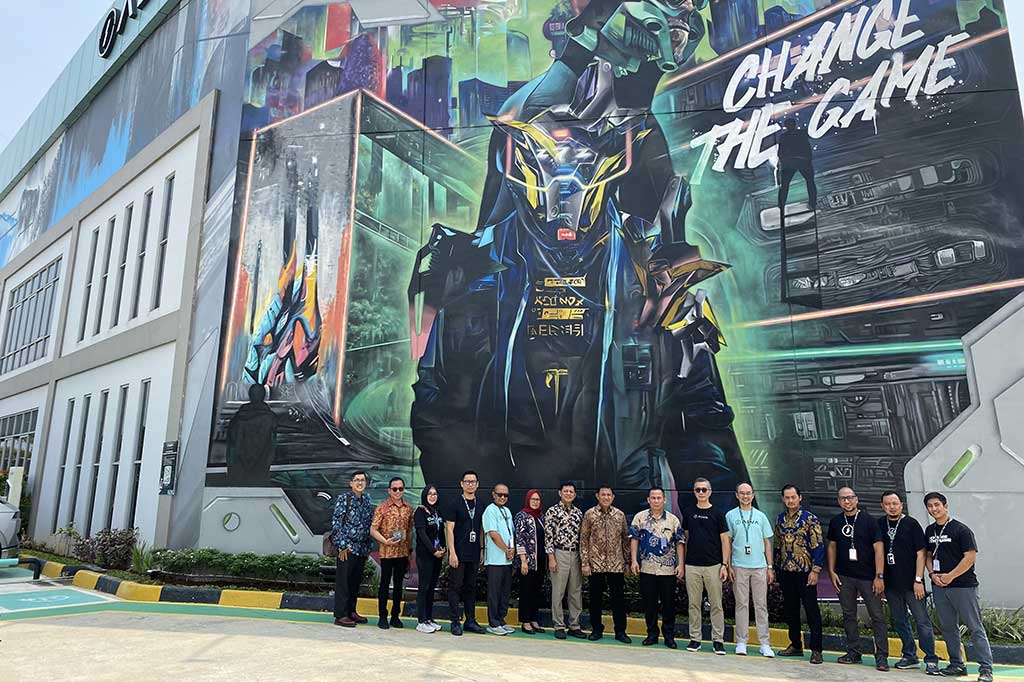 Purbaja Pantja, President Director PT. Ilectra Motor Group yang menaungi merek ALVA, menuturkan, “Kami sangat senang menyambut kunjungan dari rekan-rekan Kemendag ke fasilitas manufaktur kami untuk menyaksikan secara langsung proses produksi motor listrik ALVA One dan ALVA Cervo. Kami berharap, inovasi industri yang kami implementasikan di sini dapat menginspirasi pengembangan teknologi motor listrik serta meningkatkan percepatan adopsi kendaraan listrik di Tanah Air.”