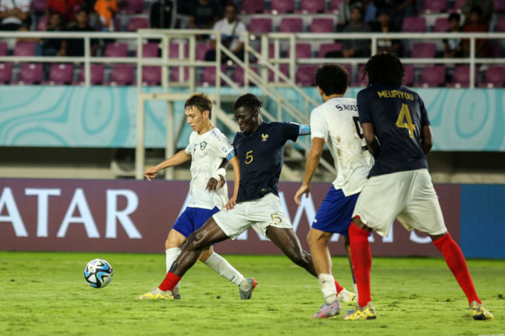 Di semifinal, Prancis akan menghadapi pemenang duel dua tim Afrika, Mali U-17 melawan Maroko U-17.   Duel Prancis menghadapi pemenang laga antara dua tim benua Afrika itu akan dimainkan pada Selasa, 28 November malam.