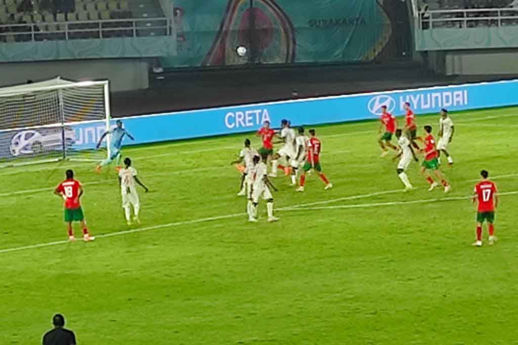 Mali U-17 bertemu Prancis di semifinal Piala Dunia U-17 usai menjungkalkan tim kuat Maroko 1-0 pada babak perempat final di Stadion Manahan, Sabtu, 25 November 2023.