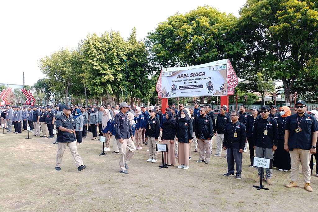 Apel diikuti seluruh anggota Panwaslu Desa/Kelurahan dan Panwaslu Kecamatan se-Kabupaten Klaten. Kegiatan apel ini juga dihadiri Bupati Sri Mulyani dan Forkopimda Klaten.