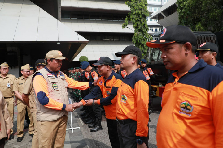 Pemerintah Provinsi Jawa Tengah mulai meyiagakan personel dan peralatan, guna mengantisipasi bencana yang berpotensi terjadi di musim penghujan. Sebab, musim penghujan sudah merata di sejumlah daerah.