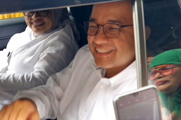 Calon presiden (capres) nomor urut 1 Anies Baswedan tiba di lokasi pertama kampanye. Yakni, di Kampung Tanah Merah, Jakarta Utara, Selasa, 28 November 2023.