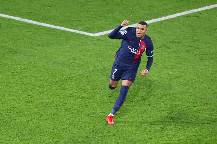 Mbappe tidak membuat kesalahan, dan PSG mempertahankan posisi kedua grup di belakang Borussia Dortmund, yang menang 3-1 saat bertandang ke AC Milan dan lolos ke babak 16 besar.