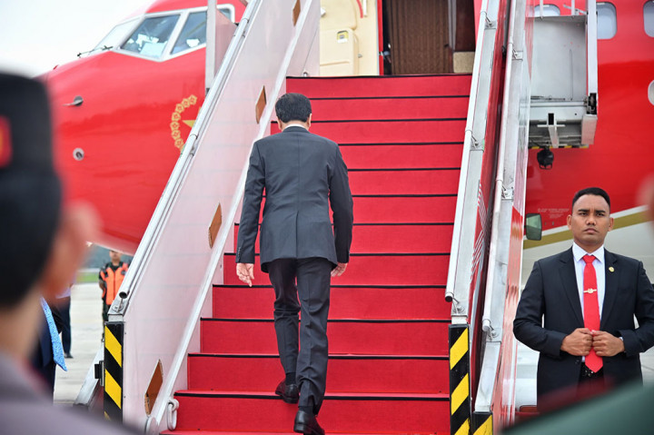 “Dalam KTT COP28 ini, saya akan menyampaikan pengalaman Indonesia dan mempertegas pentingnya kolaborasi global untuk pendanaan iklim, serta pentingnya transisi yang inklusif untuk menjamin keberlanjutan pembangunan dan kesejahteraan masyarakat di negara-negara berkembang,” jelasnya.