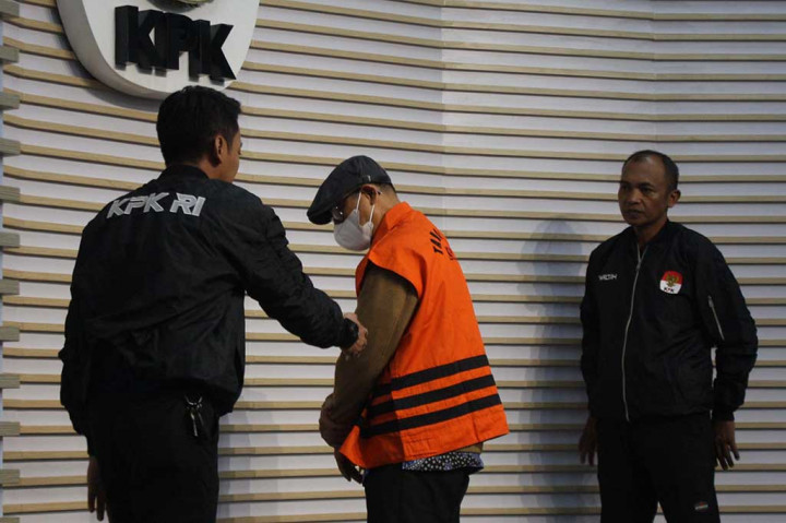 Komisi Pemberantasan Korupsi (KPK) kembali menahan mantan Hakim Agung Kamar Pidana Mahkamah Agung Republik Indonesia Gazalba Saleh (GS) dalam perkara dugaan tindak pidana korupsi berupa penerimaan gratifikasi dan tindak pidana pencucian uang (TPPU) terkait pengurusan perkara di Mahkamah Agung.