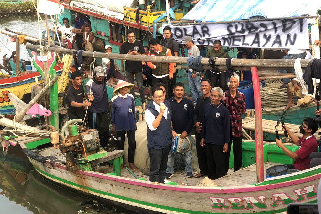 Aspirasi nelayan yang disampaikan kepada Anies yaitu pembangunan pelabuhan perikanan, pengerukan sungai, perizinan mudah, ketersediaan solar subsidi, dan pencabutan patok yang dilakukan pengembang. 