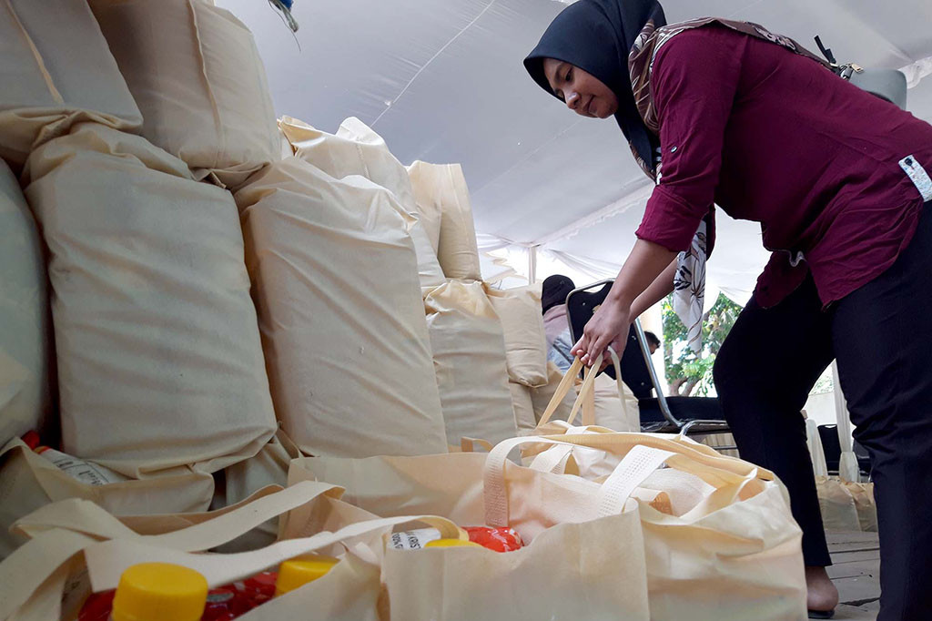 Gencarnya operasi pasar belum mampu menekan inflasi di Kota Malang, Jawa Timur. Pasalnya, angka inflasi di kota pendidikan selama beberapa bulan ini melonjak. Karena itu, Pemkot Malang menyiapkan operasi pasar lagi menjelang Natal dan Tahun Baru (Nataru) guna stabilisasi harga pangan pokok.