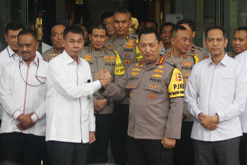 Salah satu tugas pokok KPK antara lain berkoordinasi dengan instansi yang melaksanakan pemberantasan korupsi dan supervisi terhadap instansi yang melaksanakan pemberantasan korupsi.