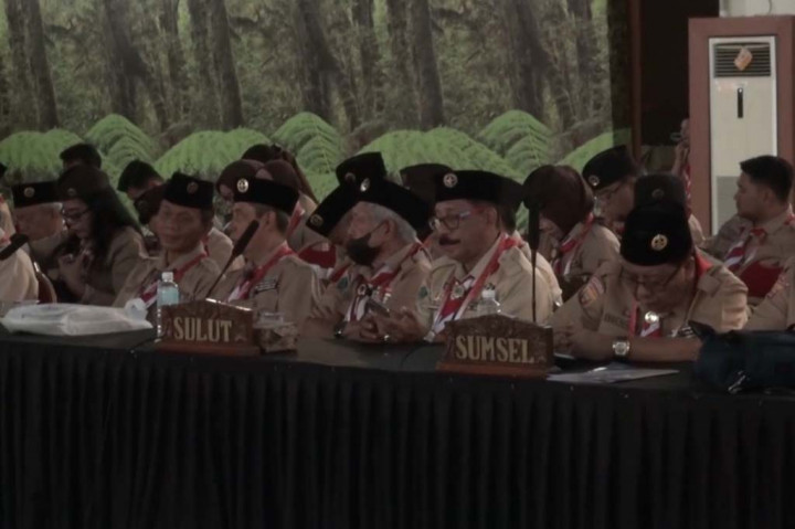 Budi yang pada 1 Desember 2023 lalu melepas jabatan sebagai Direktur Utama Perum Bulog menjadi calon tunggal karena hanya dirinya sebagai calon ketua Kwartir Nasional (Kwarnas) yang mendapat dukungan minimal sepertiga suara kwartir daerah (kwarda) atau 11 kwarda dalam munas yang dihadiri 30 perwakilan kwarda.