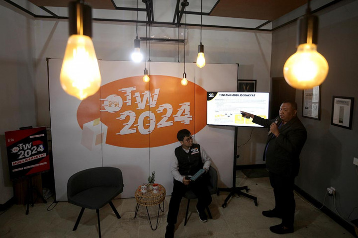 Rifqi menjelaskan bahwa sebanyak 68,4 persen responden menilai janji kampanye sebagai aspek sangat tidak penting dalam hal prioritas dalam memilih calon presiden.