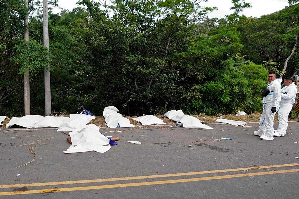 Presiden Xiomara Castro mengatakan melalui media sosial bahwa pemerintah telah mengumumkan tiga hari berkabung nasional. “Ini adalah tragedi yang berdampak pada kita semua,” tulis Castro, seraya menambahkan bahwa pemerintah akan menanggung biaya pemakaman para korban. 