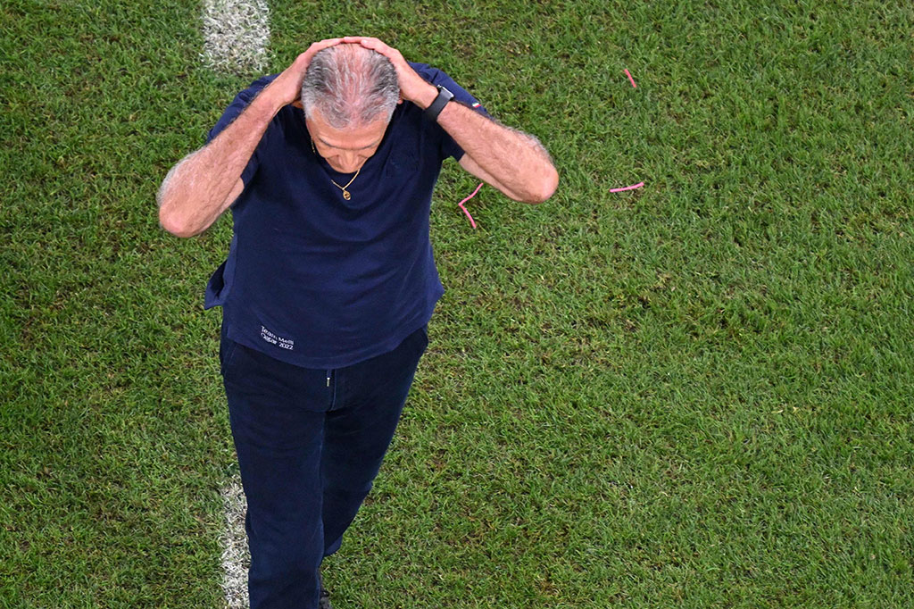 Asosiasi sepak bola Qatar, Rabu, 6 Desember 2023, mengumumkan bahwa mereka telah mengakhiri kontrak pelatih tim nasional Carlos Queiroz, dan menggantinya dengan Marquez Lopez, tanpa memberikan penjelasan mengenai alasan di balik keputusan tersebut.