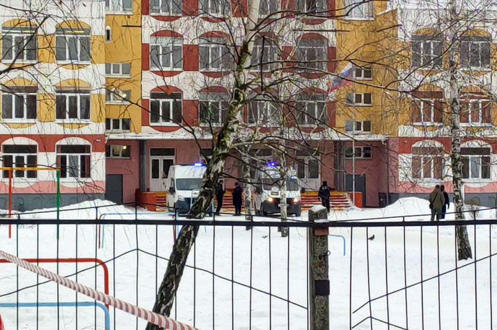 Serangan fatal terhadap fasilitas pendidikan yang sebelumnya jarang terjadi menjadi lebih sering terjadi di Rusia dalam beberapa tahun terakhir.