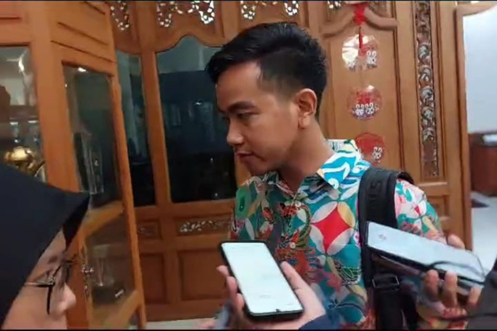 Yang jelas, secara total Pemkot melalui Dinas Perkim hingga kini tinggal mengelola 6 rusunawa, mengingat Rusunawa Semanggi belum bisa dihadirkan kembali. Seluruh rusunawa diperuntukkan bagi masyarakat berpenghasilan rendah, dengan rentang batas waktu. 