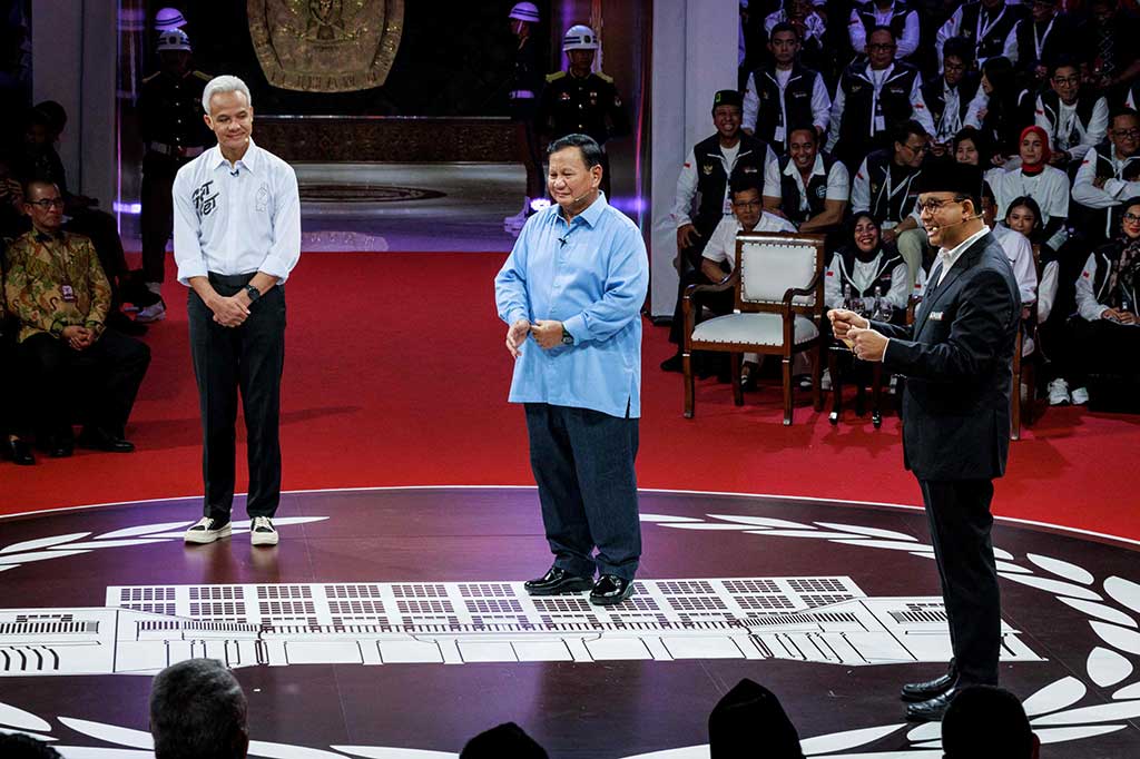Dia menyampaikan hal tersebut untuk menanggapi pandangan calon presiden nomor urut 2 Prabowo Subianto soal strategi penyelesaian konflik di Papua. Prabowo menilai masalah Papua rumit karena adanya gerakan separatisme hingga campur tangan asing.