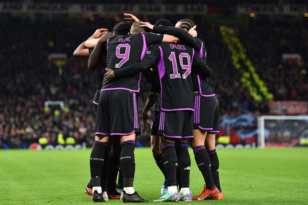 Hasil ini membuat Bayern Muenchen kokoh di puncak klasemen akhir Liga Champions Grup A dengan total torehan 18 poin dari sembilan pertandingan, dan melaju ke babak 16 besar dengan status juara grup. 