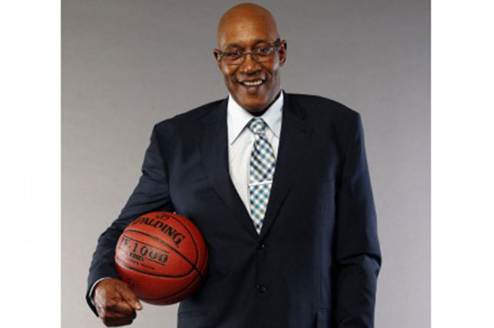 George McGinnis, yang membawa klub kampung halamannya Indiana Pacers meraih dua gelar dan diabadikan dalam Hall of Fame Bola Basket, meninggal pada Kamis, 14 Desember 2023 waktu setempat. McGinnis meninggal di usia 73 tahun. McGinnis meninggal karena komplikasi serangan jantung.