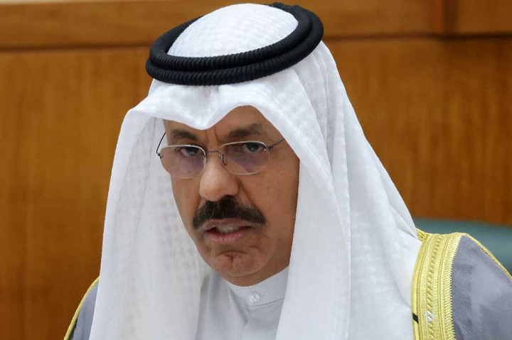 Lahir pada 1937, Syekh Nawaf adalah putra kelima mendiang penguasa Kuwait era 1921-1950 Syekh Ahmad al-Jaber Al-Sabah.