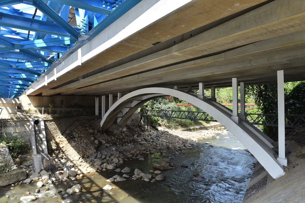 Dalam laporannya saat peresmian, Wali Kota Bogor Bima Arya menjelaskan bahwa pembangunan pelebaran Jembatan Otista dilaksanakan selama 7,5 bulan. Bima berharap dengan selesainya jembatan tersebut dapat menopang arus lalu lintas serta perekonomian warga sekitar.
