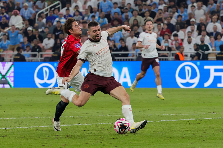 Kovacic mencetak gol pertama. Nunes melepaskan umpan silang mendatar ke dalam kotak yang kemudian diubah oleh Hoibraten menjadi gawangnya sendiri di bawah sedikit tekanan.