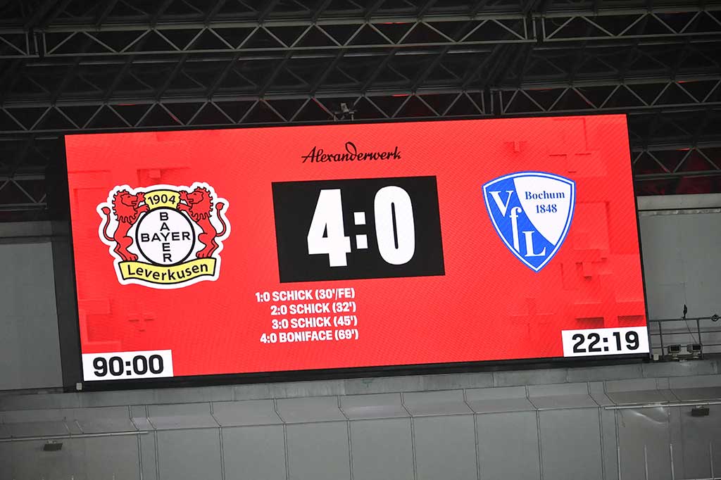 Kemenangan itu membuat Leverkusen menjaga jarak empat poin dengan Bayern Munich di puncak klasemen, dengan koleksi 42 poin. Sedangkan Bochum tetap berada di posisi ke-14 dengan 16 poin.