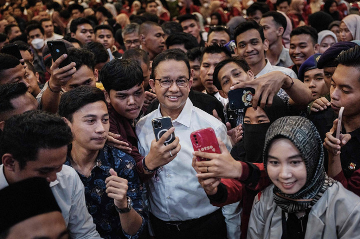 Anies kemudian menceritakan apa yang dia rasakan ketika berbincang dengan mahasiswanya saat dia masih menjadi rektor Universitas Paramadina. Ketika itu, Anies bertanya kepada mahasiswa setelah lulus mau ke mana dan mendapat jawaban mau berbisnis.
