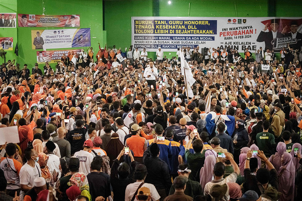 Padahal, lanjut Anies, politik dan bisnis merupakan bisa menjadi bersih atau kotor tergantung pada etika seseorang yang menjalaninya. 