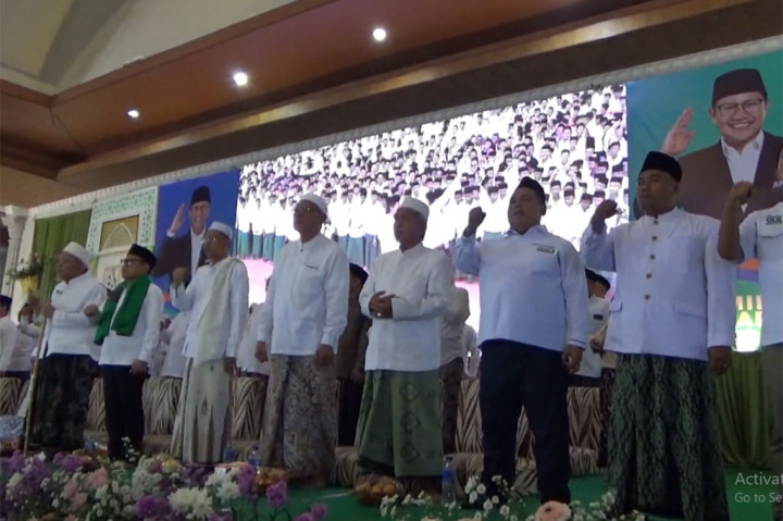 Cak Imin pada kesempatan tersebut menyindir Menteri Perdagangan Zulkifli Hasan yang mengaitkan politik dengan ibadah umat Islam. Selain itu dia juga menyampaikan bahwa Kabupaten Demak akan menjadi basis pemenangan dalam Pemilu 2024, sehingga optimis meraih 50% lebih suara.