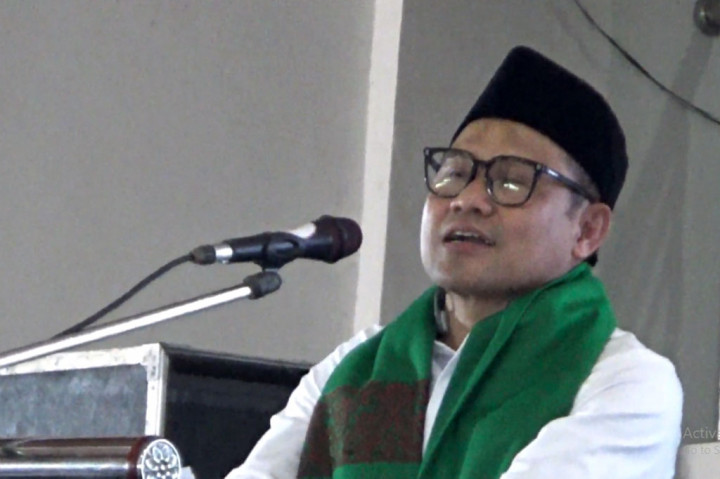 Di hadapan sekitar 2.000 kyai, ulama, serta para alumni pondok pesantren dari beberapa wilayah di Indonesia, Cak Imin menyampaikan bahwa candaan Zulhas merupakan ketakutan pihak lawan terhadap pasangan Anies Baswedan-Muhaimin Iskandar (AMIN).