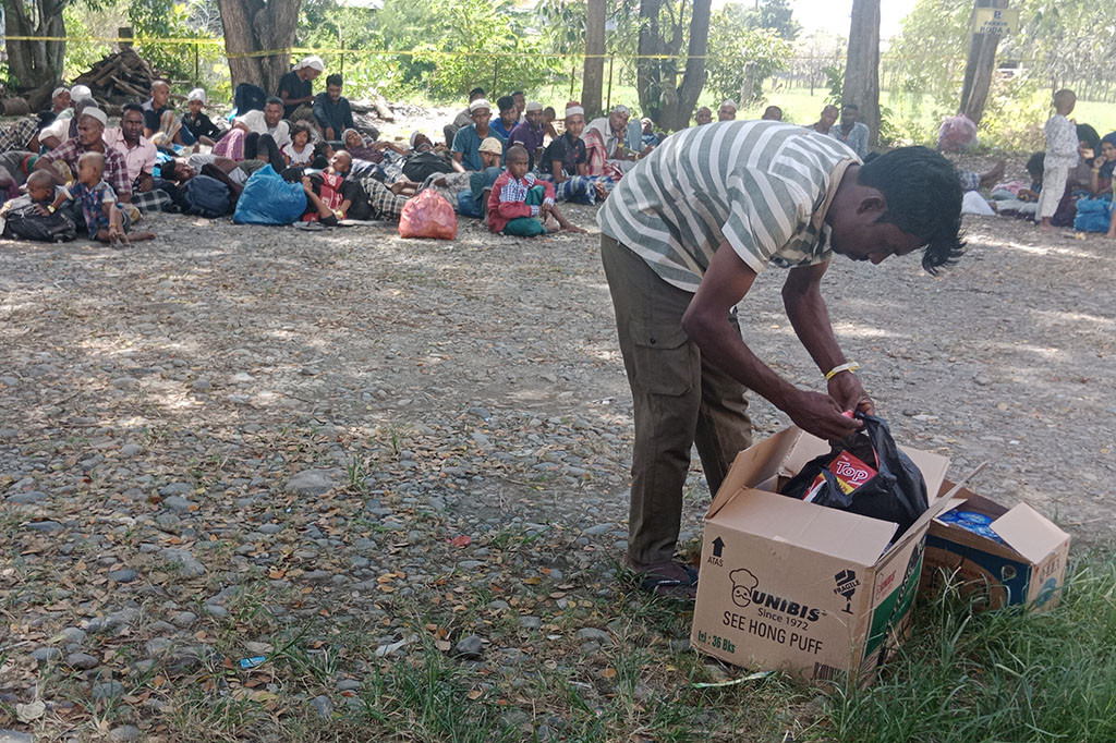 Amatan Media Indonesia, Sabtu, 23 Desember 2023, kisah sedih nan miris itu kali ini terjadi di Kabupaten Pidie, yang tak lain adalah sebuah wilayah daratan di pesisir perairan laut Selatan Malaka. Yakni sebanyak 180 orang warga pengungsi asal Myanmar itu di usir kesana-kemari oleh warga setempat.