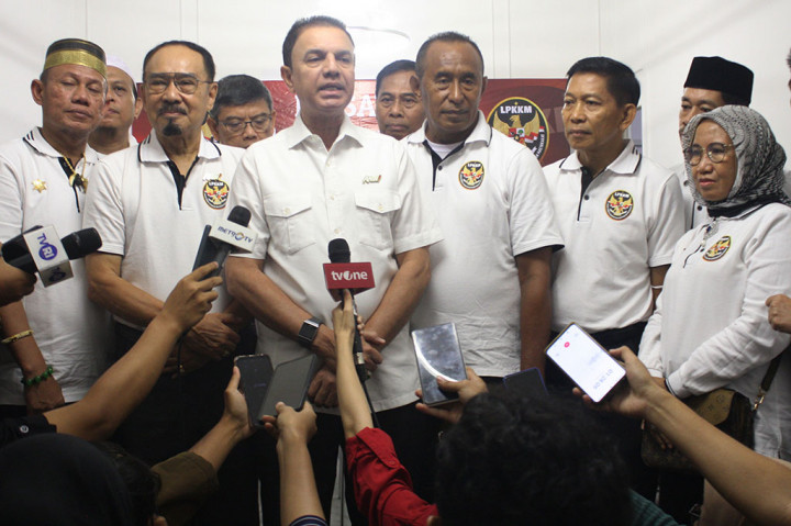 Menurutnya untuk tujuh Ormas yang bergabung menjadi relawan AMIN dengan nama LPKKM yaitu Solidaritas Warga Lintas Maluku (Siwa Lima), Laskar Merah Putih, Laskar Bugis Makassar Indonesia, Perguruan Tinggi Seni Budaya Silat se-DKI, Garda Bintang Timur, Bugis Football Club, dan Persodaraan Timur Raya.