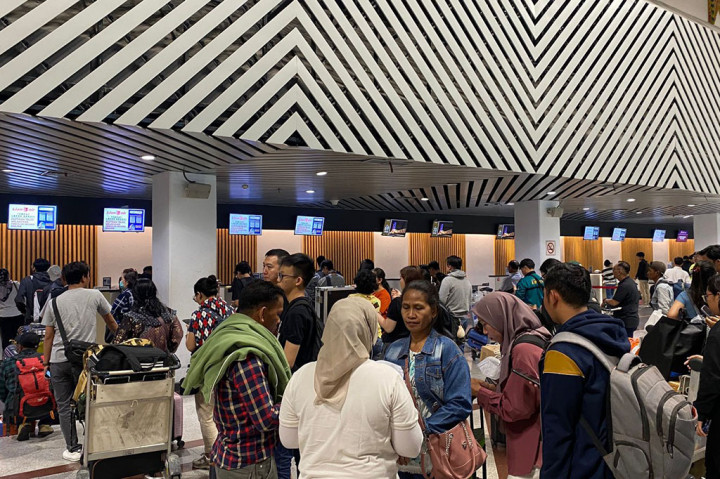 General Manager Bandara Juanda Sisyani Jaffar mengatakan, sesuai perkiraan selama lima hari tersebut, jumlah terbanyak penumpang terjadi pada hari Jumat 22 Desember 2023 atau H-3 Libur Natal. Pada hari itu jumlah penumpang hampir mencapai 50 ribu orang.