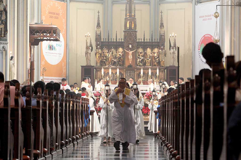 Suharyo mengatakan sebagai makhluk Tuhan sudah semestinya memiliki kepedulian, baik itu terhadap sesama, lingkungan, dan tanggung jawab terhadap kehidupan bernegara. Kepedulian terhadap kehidupan bernegara salah satunya tercermin dengan ikut menyukseskan pelaksanaan Pemilu.