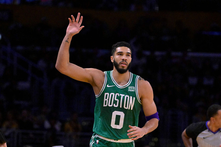 Boston Celtics merayakan Natal di markas Los Angeles Lakers, dengan mengukir kemenangan 126-115 pada Senin, 25 Desember 2023 waktu setempat atau Selasa, 26 Desember pagi WIB.