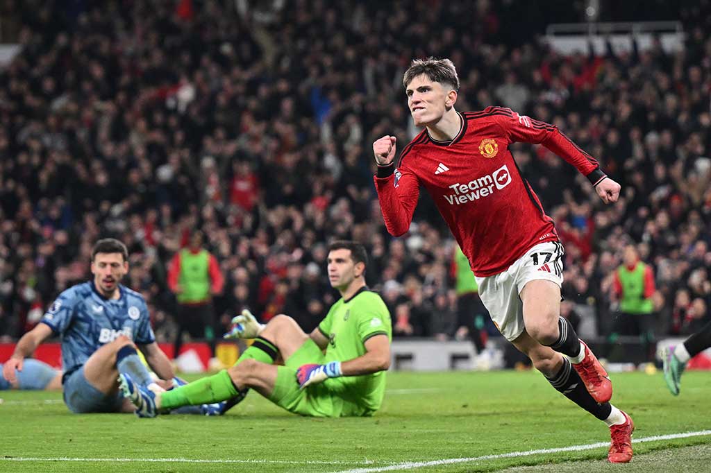 MU akhirnya sukses memperkecil ketertinggalannya menjadi 1-2 lewat gol yang lahir dari tendangan kaki kanan Garnacho setelah menerima umpan Marcus Rashford pada menit ke-59.