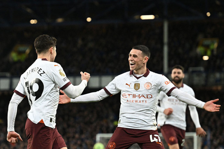 Man City bangkit dan berhasil menyamakan kedudukan lewat Phil Foden yang melepaskan tembakan tanpa dapat dihentikan Jordan Pickford pada menit ke-53.