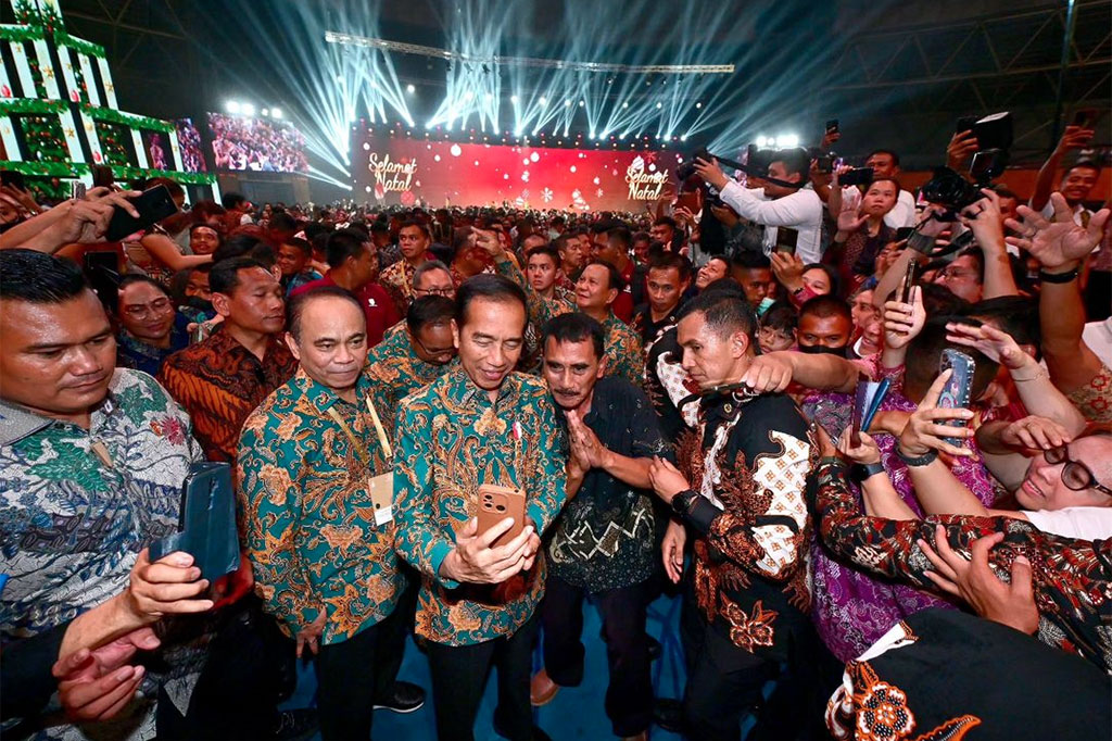 Jokowi mengatakan perbedaan pilihan politik itu wajar dalam demokrasi. Tetapi masyarakat Indonesia dipersatukan oleh kepentingan yang lebih mulia. 