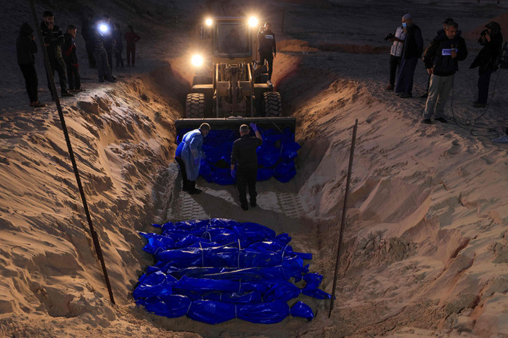 Pernyataan kantor media pemerintah yang berbasis di Gaza mengatakan, hasil pemeriksaan mengungkapkan bahwa terjadi perubahan bentuk jasad secara signifikan akibat pencurian organ vital.