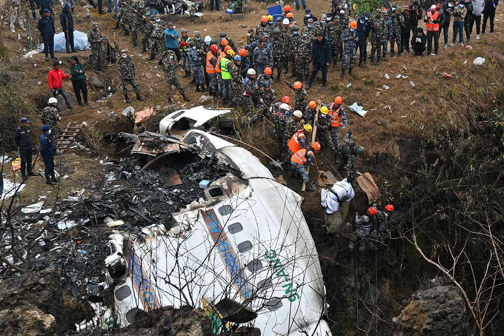 15 Januari 2023, Pesawat Nepal dari maskapai penerbangan Yeti Airlines jatuh dan menewaskan 72 orang di dalamnya. ATR 72 dengan 68 penumpang dan empat awak jatuh ke jurang terjal terebut, hancur berkeping-keping dan terbakar saat mendekati tujuan. Enam anak-anak dan 15 warga asing termasuk di antara mereka yang tewas.