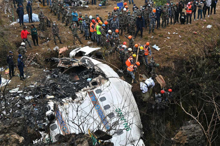 15 Januari 2023, Pesawat Nepal dari maskapai penerbangan Yeti Airlines jatuh dan menewaskan 72 orang di dalamnya. ATR 72 dengan 68 penumpang dan empat awak jatuh ke jurang terjal terebut, hancur berkeping-keping dan terbakar saat mendekati tujuan. Enam anak-anak dan 15 warga asing termasuk di antara mereka yang tewas.