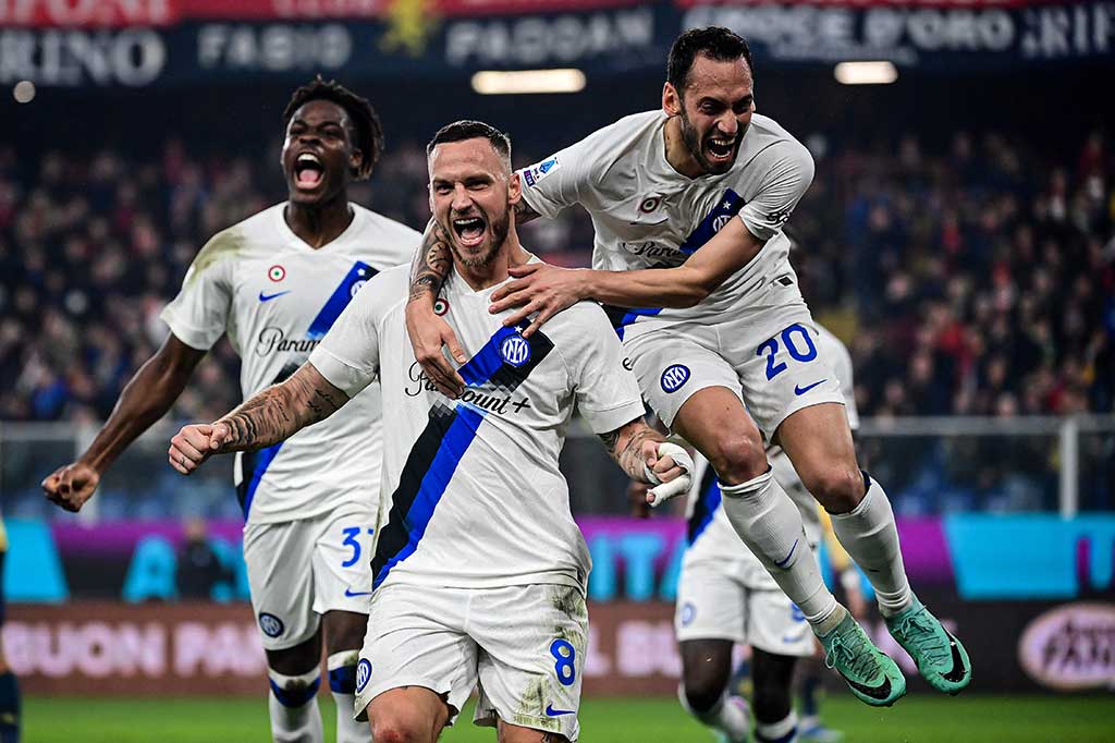 Inter dapat mencuri keunggulan terlebih dahulu lewat tendangan kaki kiri Marko Arnautovic setelah memanfaatkan bola muntah tendangan Nicolo Barella pada menit ke-42 sehingga skor berubah menjadi 1-0.